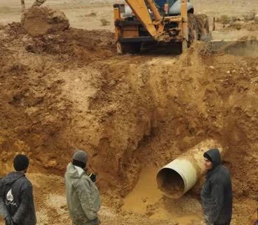 ترمیم شکستگی خط انتقال آب بجنورد پس از یک عملیات نفس‌گیر شبانه روزی