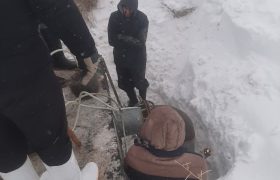 رفع یخ زدگی تاسیسات آبرسانی یک شهر و ۴ روستای شهرستان شیروان