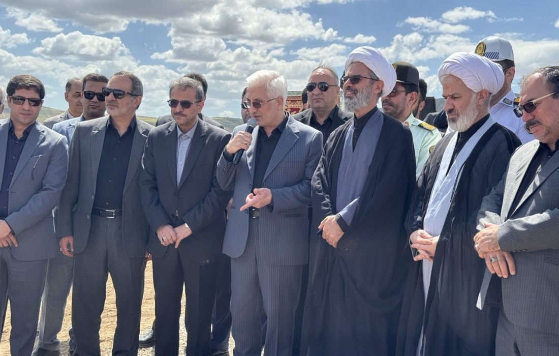 بجنورد در مسیر تحول زیرساختی؛ کلنگ‌زنی بزرگترین پارکینگ ماشین‌های سنگین کشور در استان/استاندار: تأخیر در افتتاح پروژه قابل قبول نیست