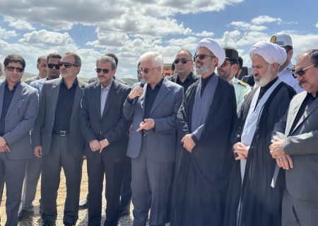 بجنورد در مسیر تحول زیرساختی؛ کلنگ‌زنی بزرگترین پارکینگ ماشین‌های سنگین کشور در استان/استاندار: تأخیر در افتتاح پروژه قابل قبول نیست