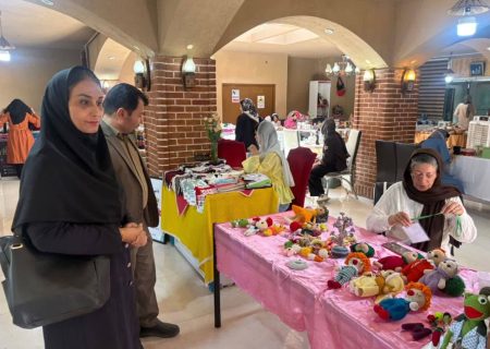 برگزاری نمایشگاه محصولات مشاغل خانگی در فاروج با همکاری نهادهای محلی